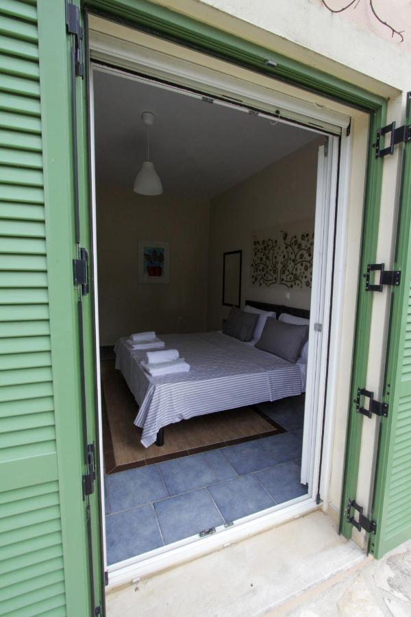 Mouse House Apartment Gouvia Exterior foto